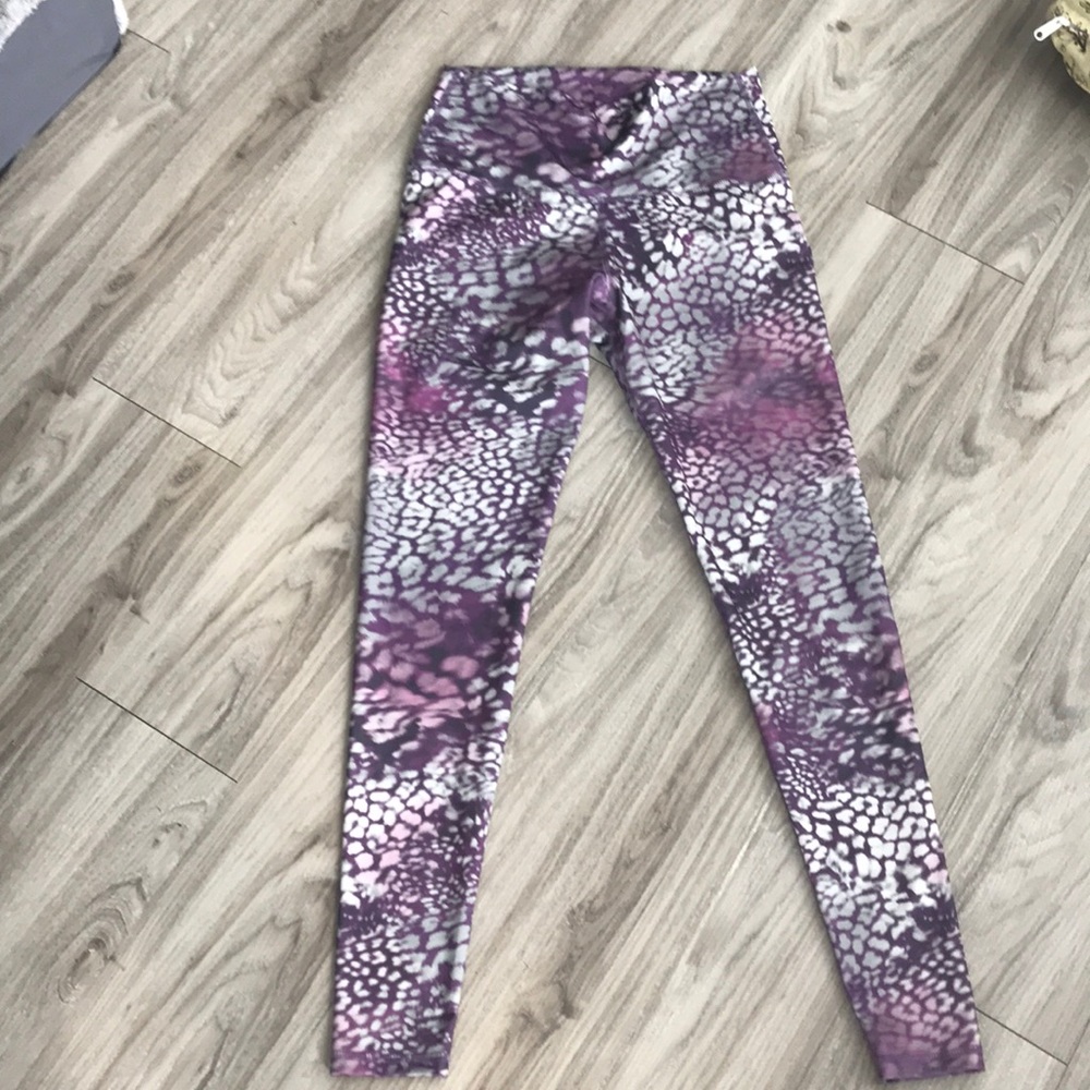 Brand new Mika yoga leggings